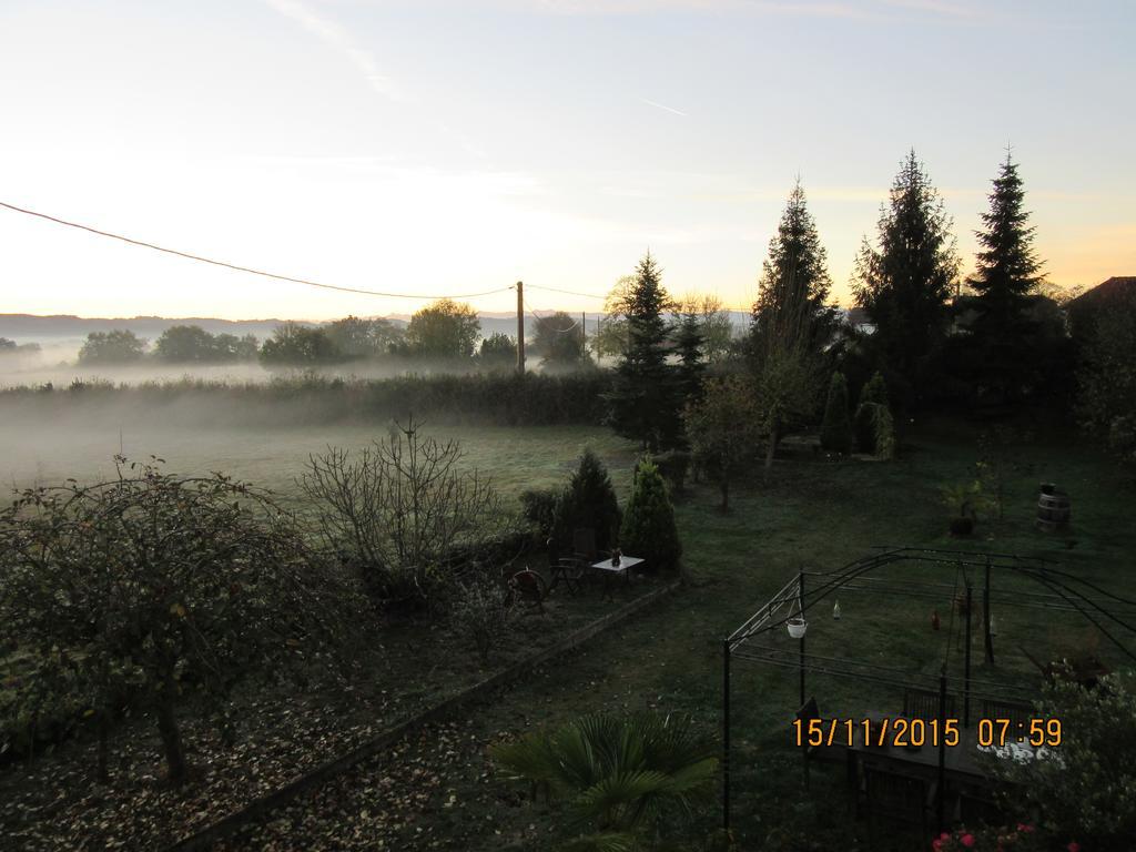 Domaine Le Chec Bed and Breakfast Saint-Ost Εξωτερικό φωτογραφία